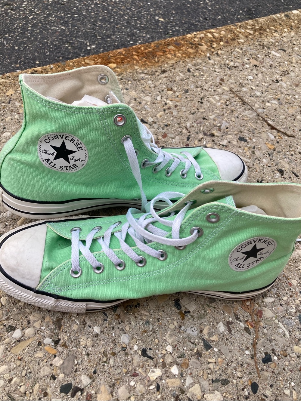 Converse High Top Sneakers in Light Green and White Size 10.5